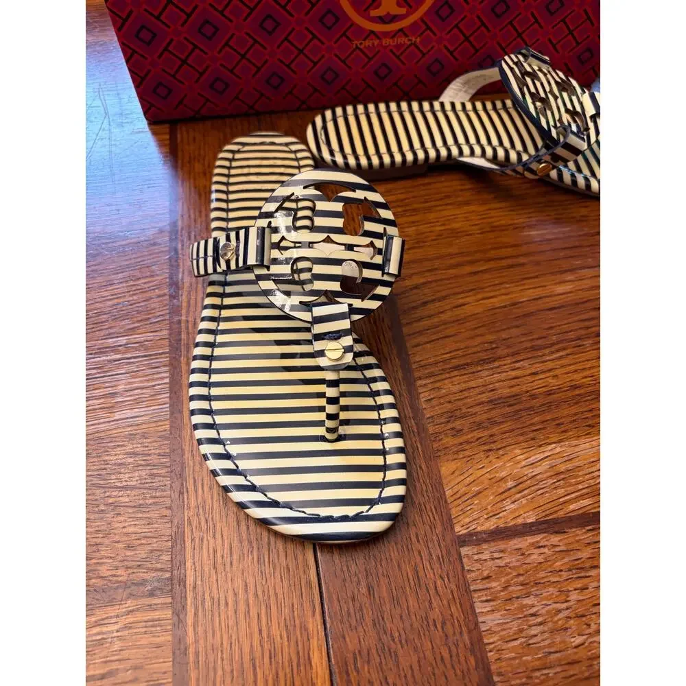 Tory Burch Miller Sandals Size 6 Navy Nautical Striped Patent Leather Thong